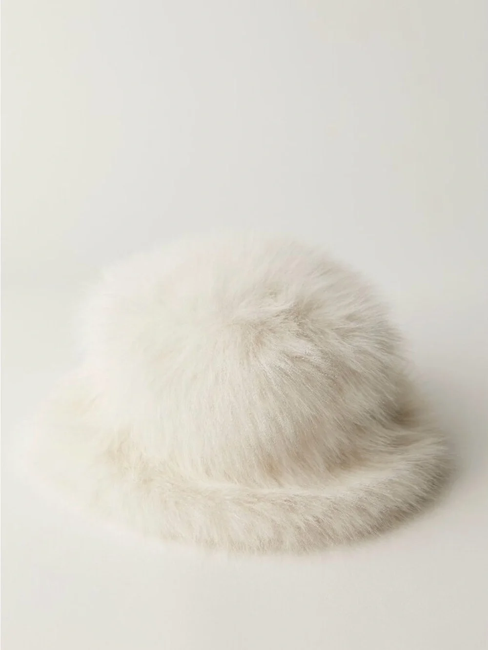Free People Faux Fur Ice Queen Bucket Hat (Ivory) NIP